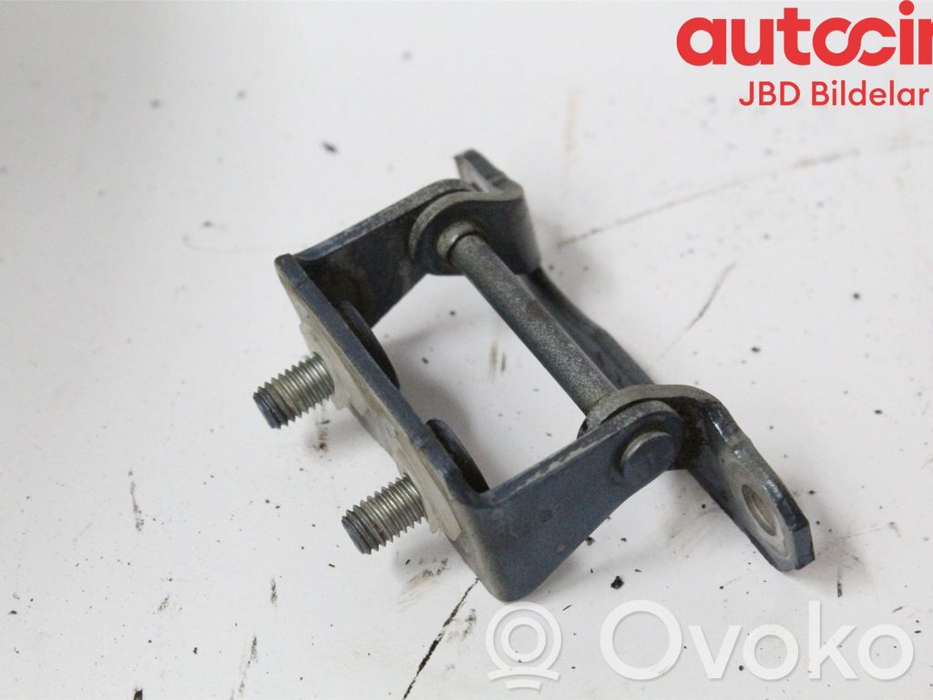 Subaru XV I Tailgate/trunk/boot hinge 