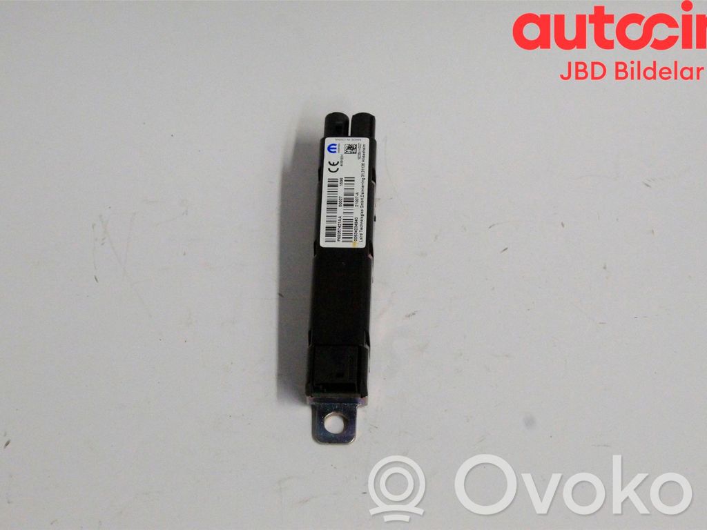 Amplificatore antenna   68357421AA,68357421AA