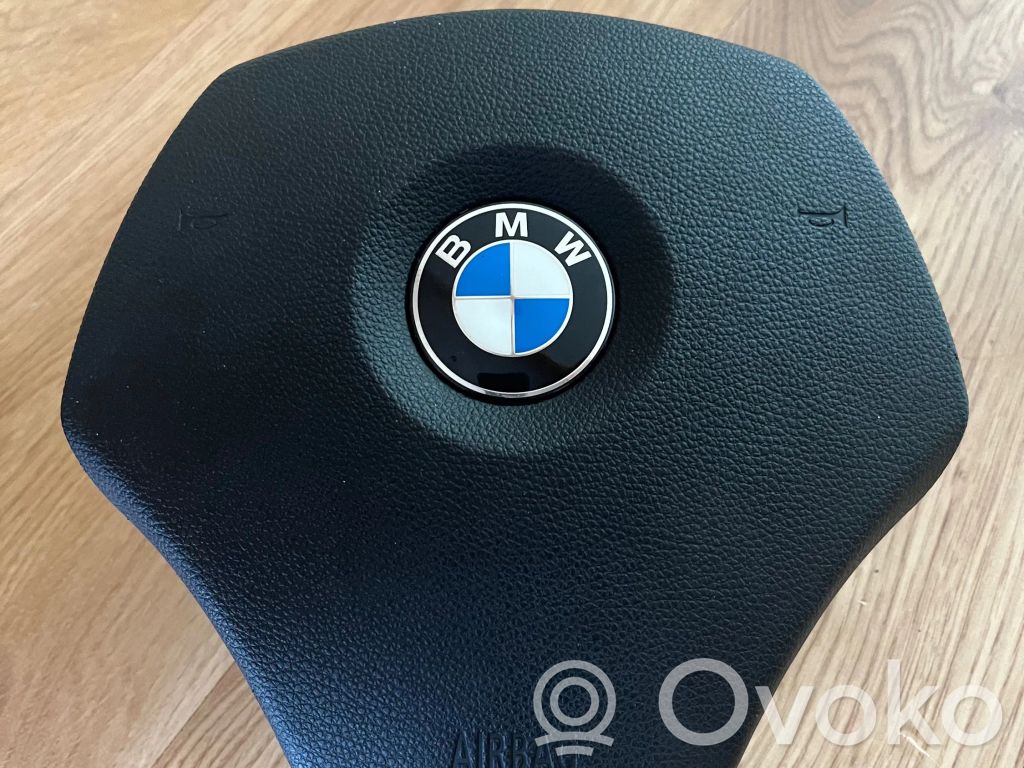BMW 3 E90 E91 Vairo oro pagalvė 