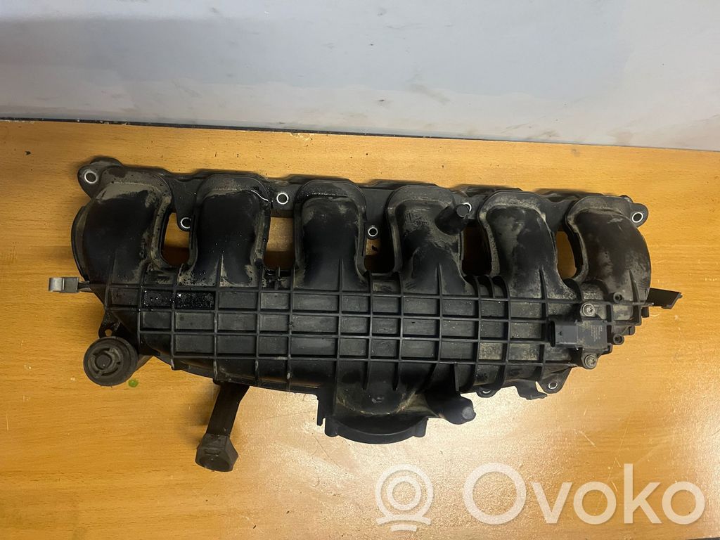 BMW 3 F30 F35 F31 Kolektorius įsiurbimo 