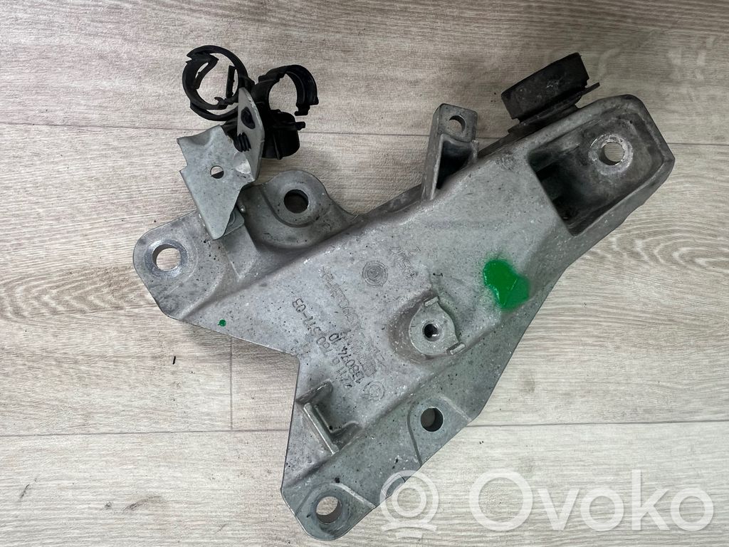 BMW 3 E92 E93 Engine mounting bracket 