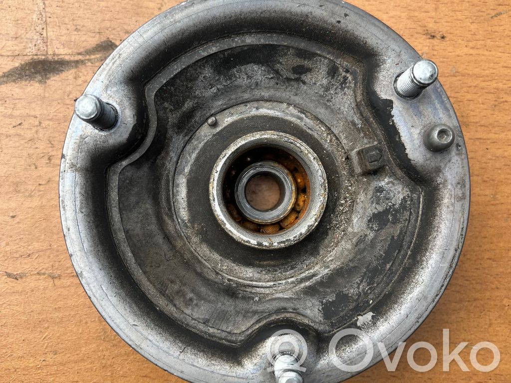 BMW 3 E92 E93 Front upper strut mount 