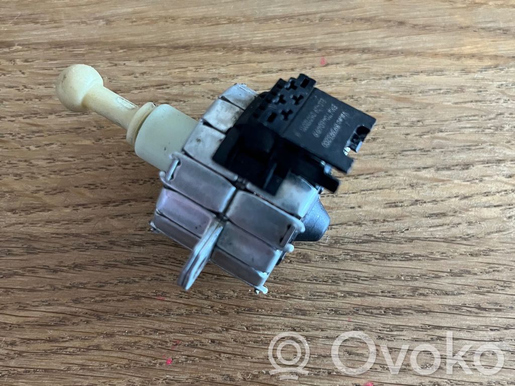 BMW 3 E90 E91 Headlight level adjustment motor 