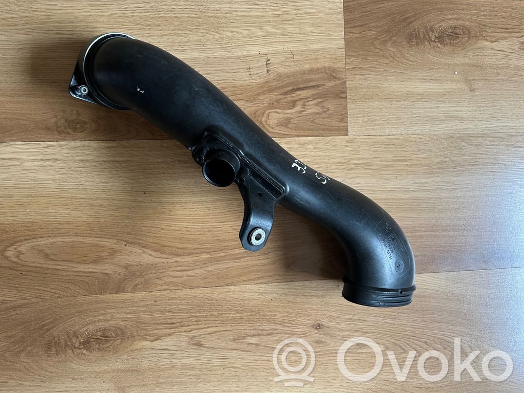 BMW 3 E92 E93 Air intake duct part 