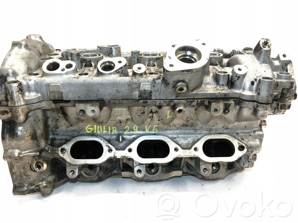 Engine head   326500