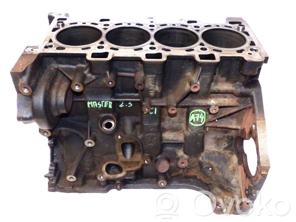 Renault Master III Engine block 