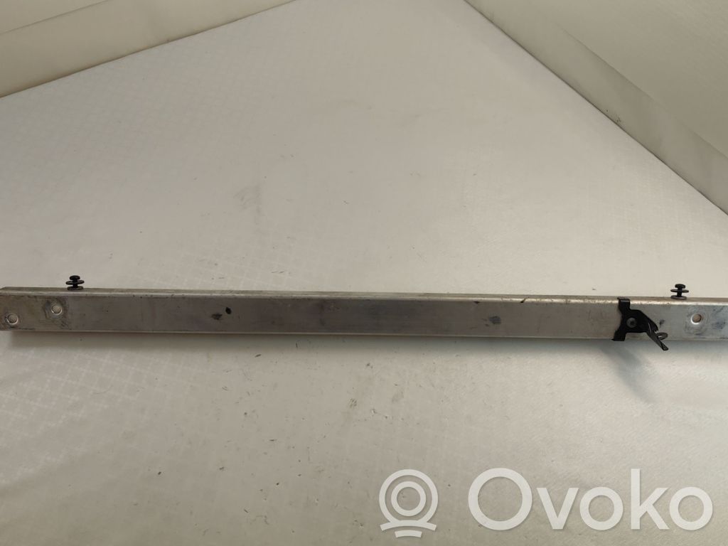 Radiator support slam panel bracket   4M0802507D