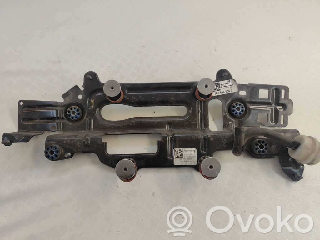 Kompresor zawieszenia tylnego pneumatycznego   80A616006D