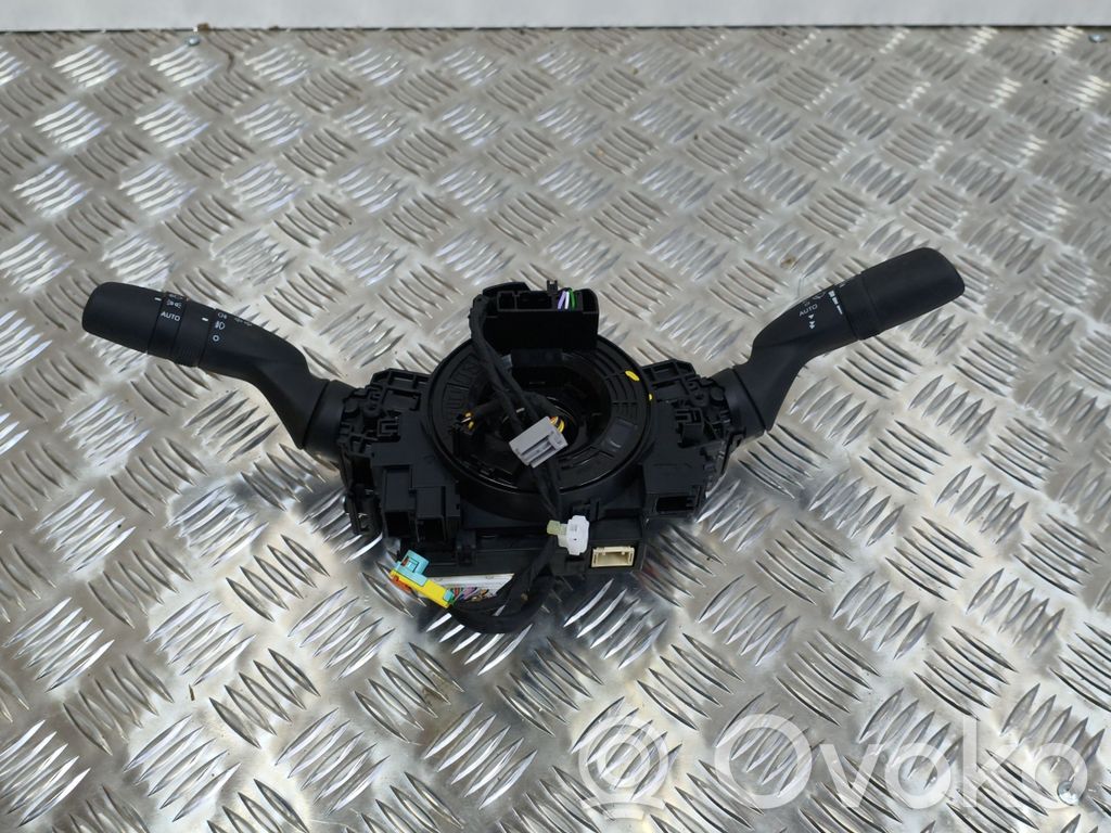 Toyota C-HR II Leva indicatori 