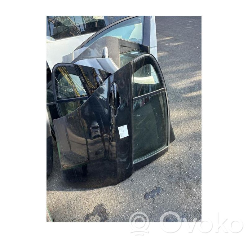 Rear door   41007203648