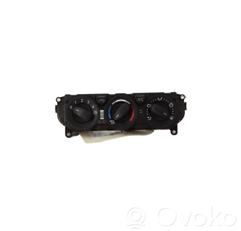 Climate control unit   2029657