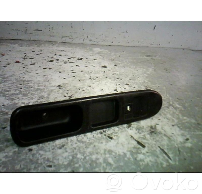 Peugeot 307 Electric window control switch 