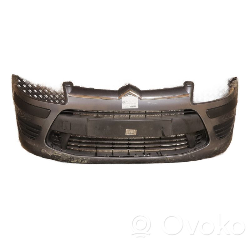 Citroen C4 I Parachoques delantero 