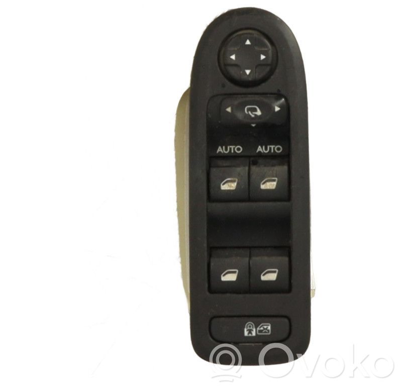 Citroen C3 Electric window control switch 