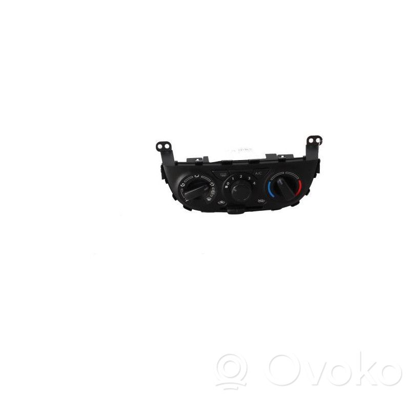 Climate control unit   7441084ME05PK