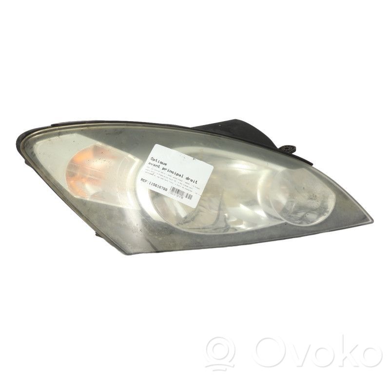 Phare frontale   921021H500