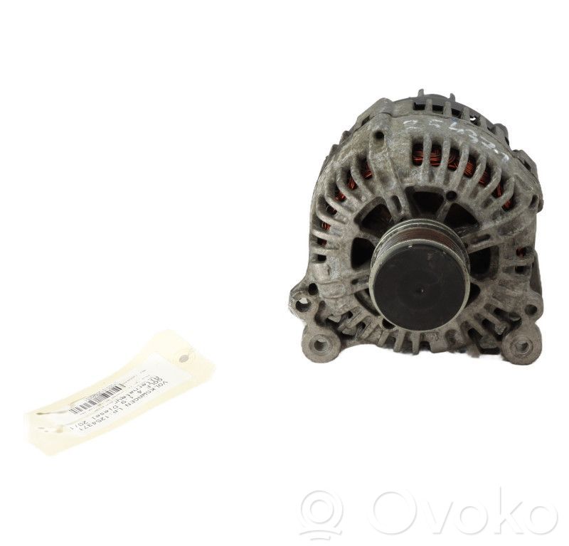 Volkswagen Golf IV Alternador 