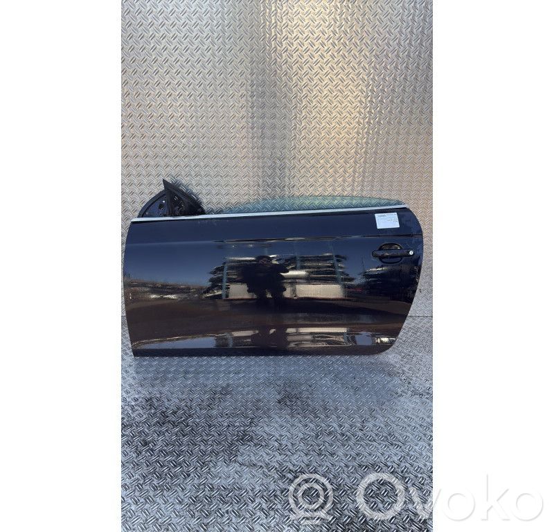 Puerta delantera   1Q0831055T