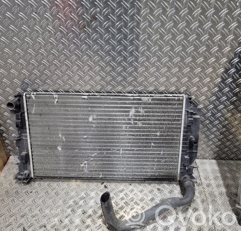 Volkswagen Crafter Radiatore di raffreddamento 