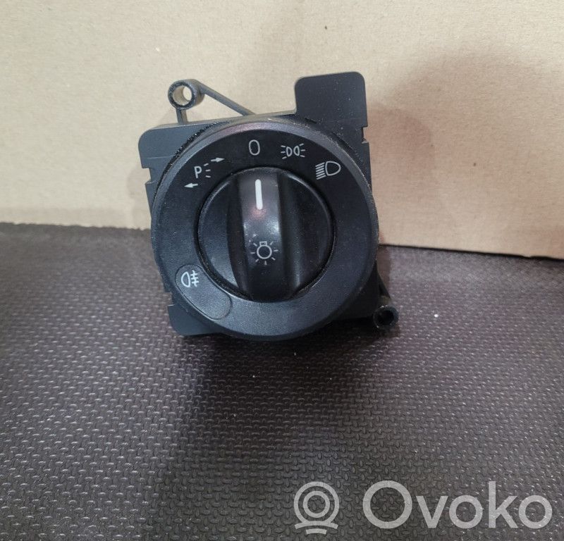 Volkswagen Crafter Lichtschalter 