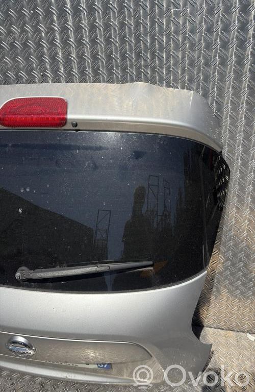 Nissan Juke I F15 Tylna klapa bagażnika