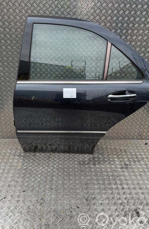 Mercedes-Benz S W220 Puerta trasera