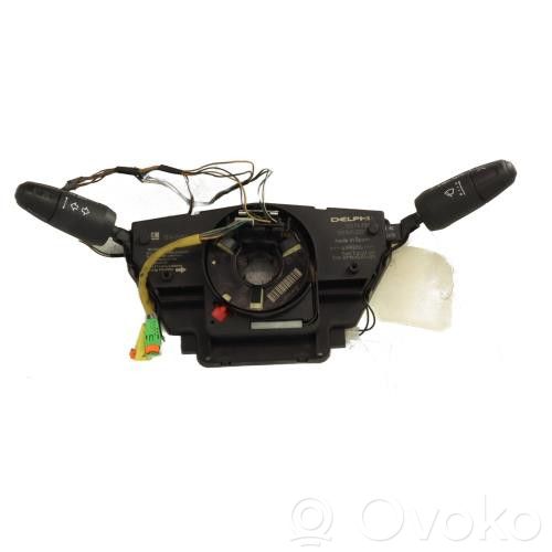 Opel Corsa D Pyyhkimen/suuntavilkun vipukytkin 