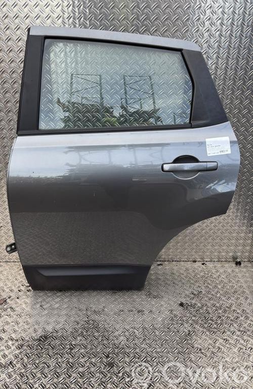 Nissan Qashqai Tür hinten 