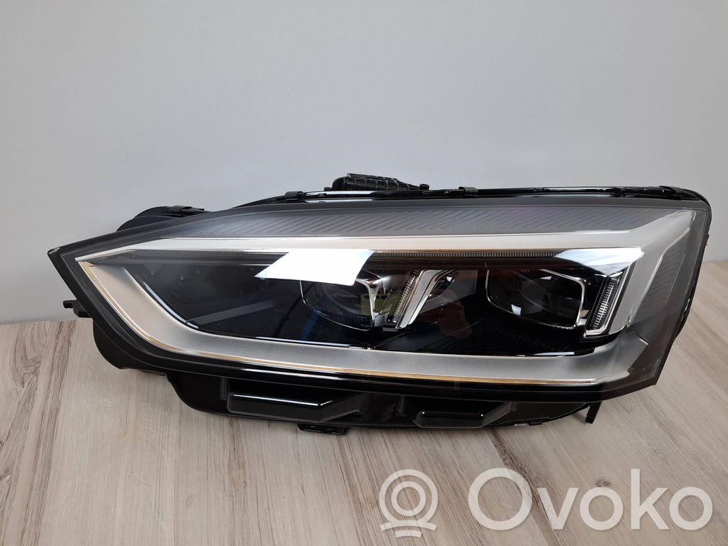 Audi A5 Headlight/headlamp 