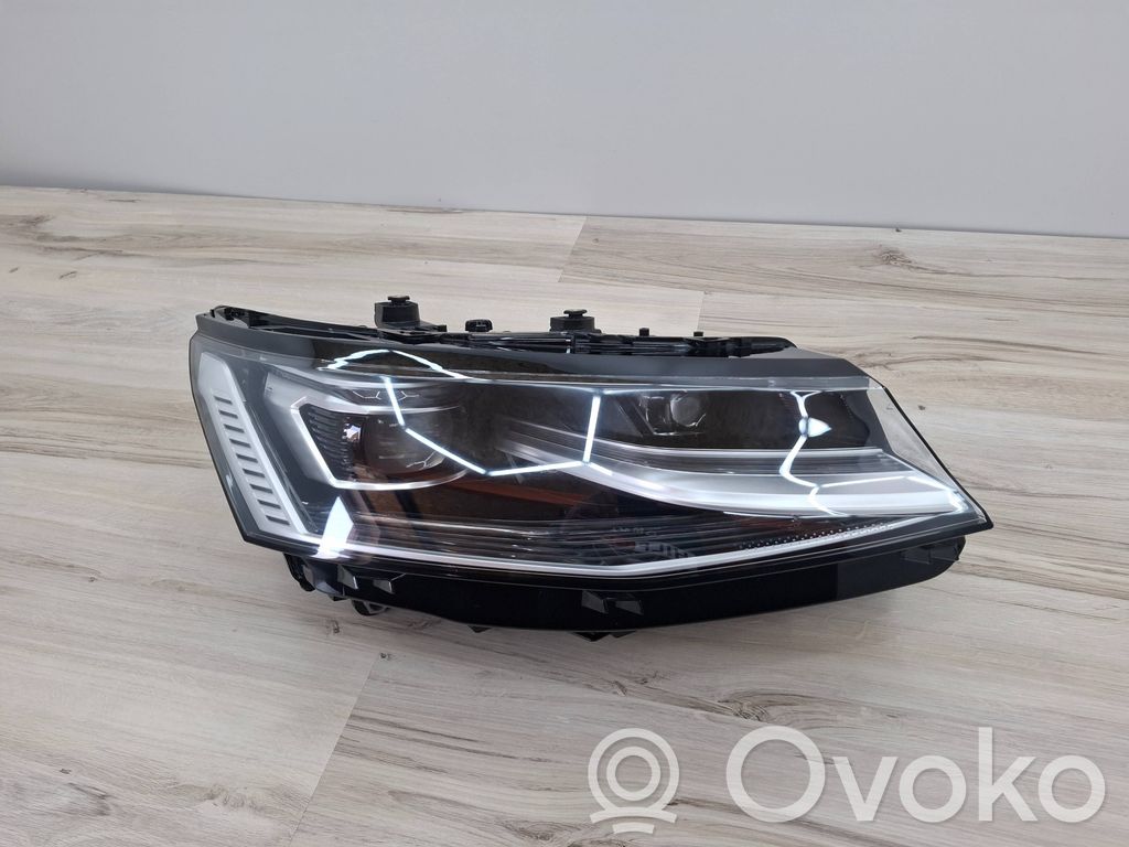 Volkswagen Multivan T7 Lampa przednia 