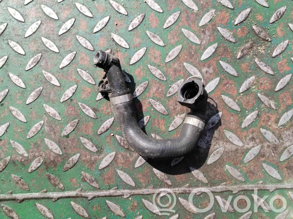 BMW 3 E90 E91 Engine coolant pipe/hose 