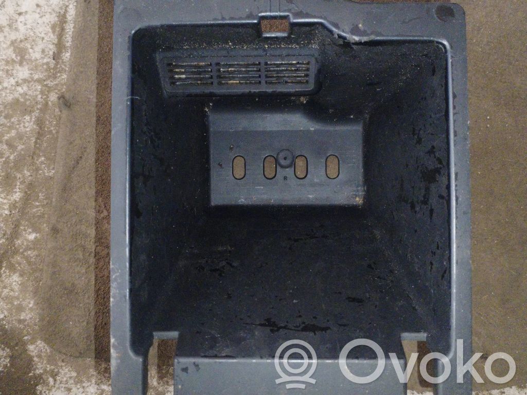Dashboard storage box/compartment   8245923