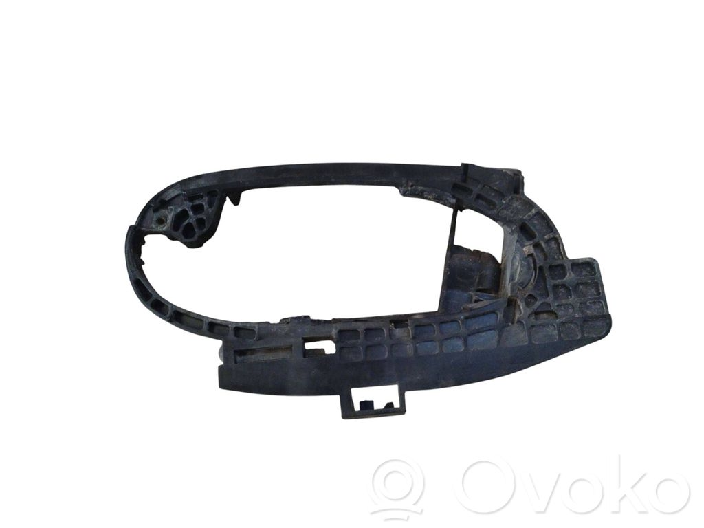 Halterung Türgriff hinten   7013704