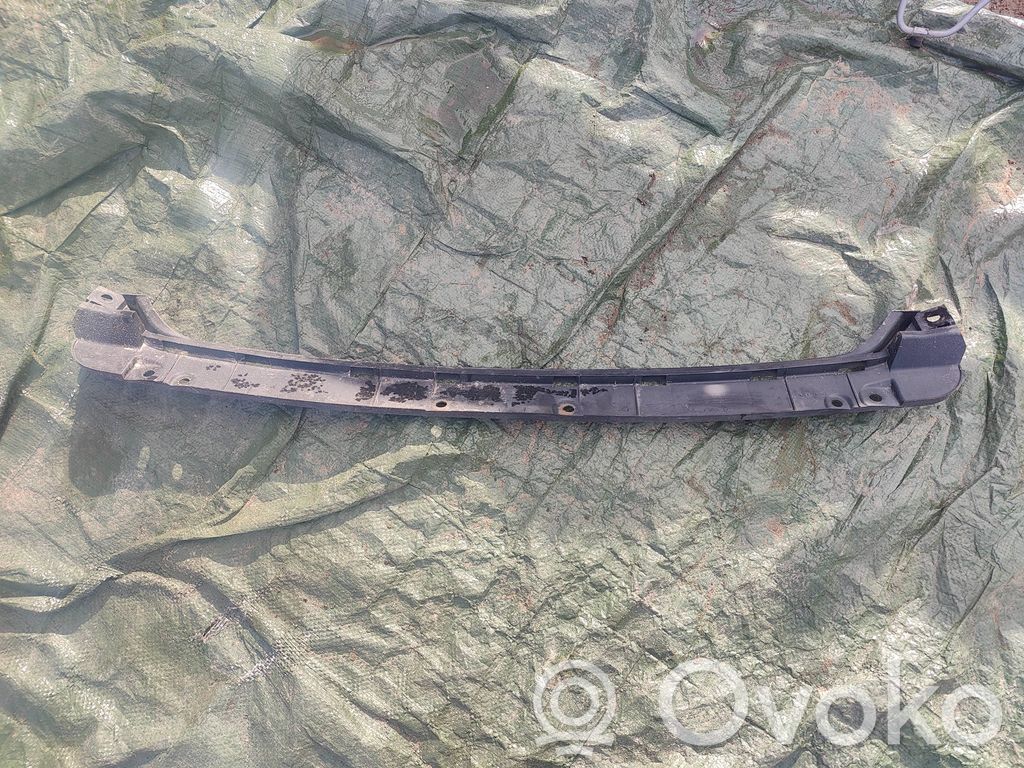 Rear bumper mounting bracket   8223270,72758411