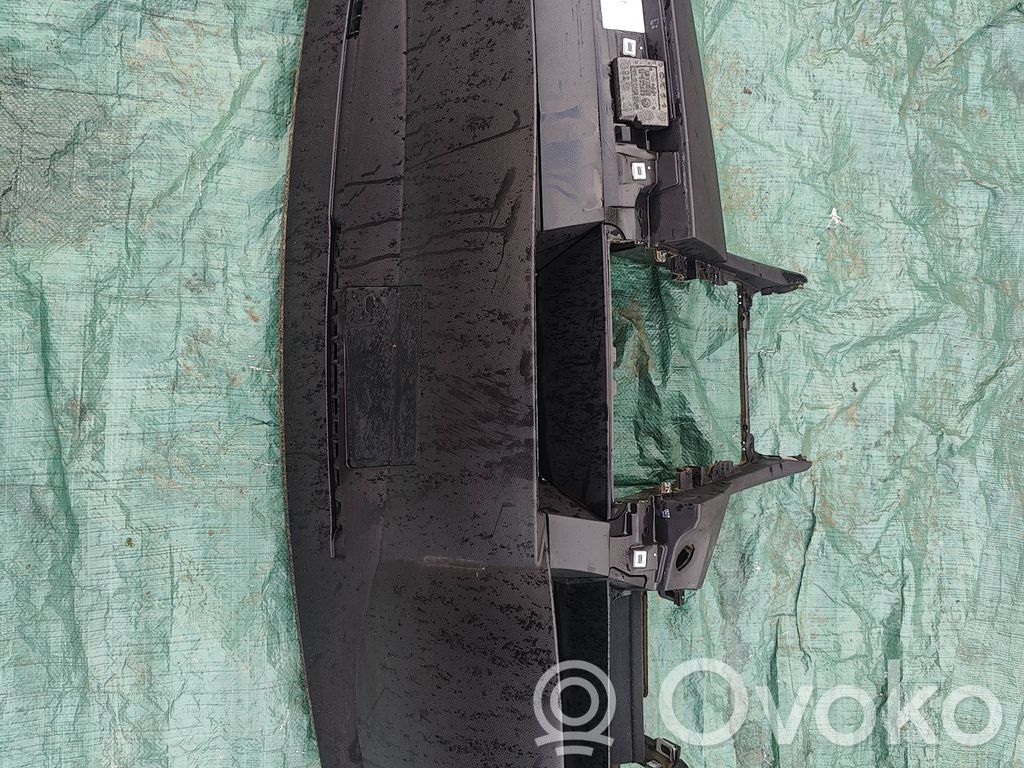 BMW 5 E60 E61 Dashboard 