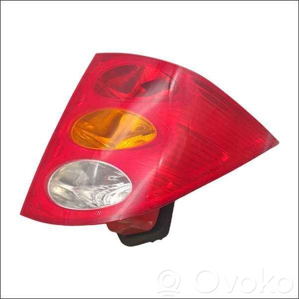Peugeot 1007 Lampa tylna 