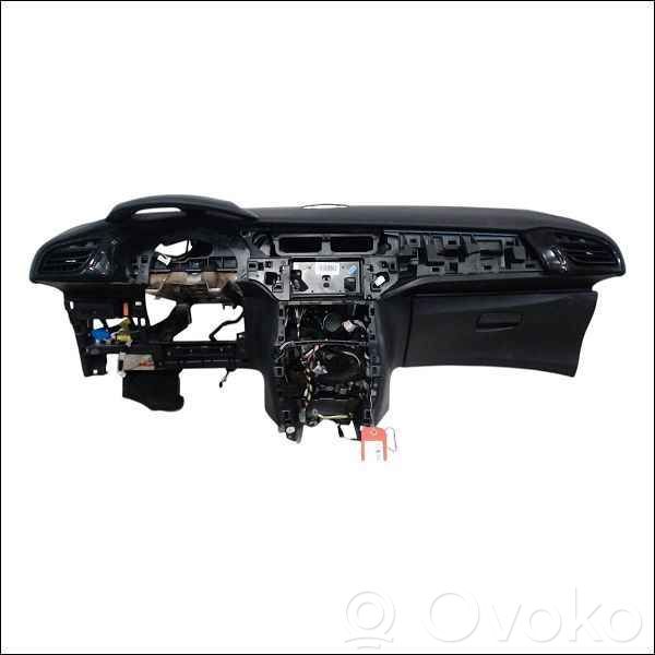Dashboard   8247F7,8247F7,20232979,6954499,VDMS10