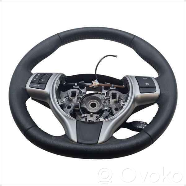 Toyota Yaris Volan 