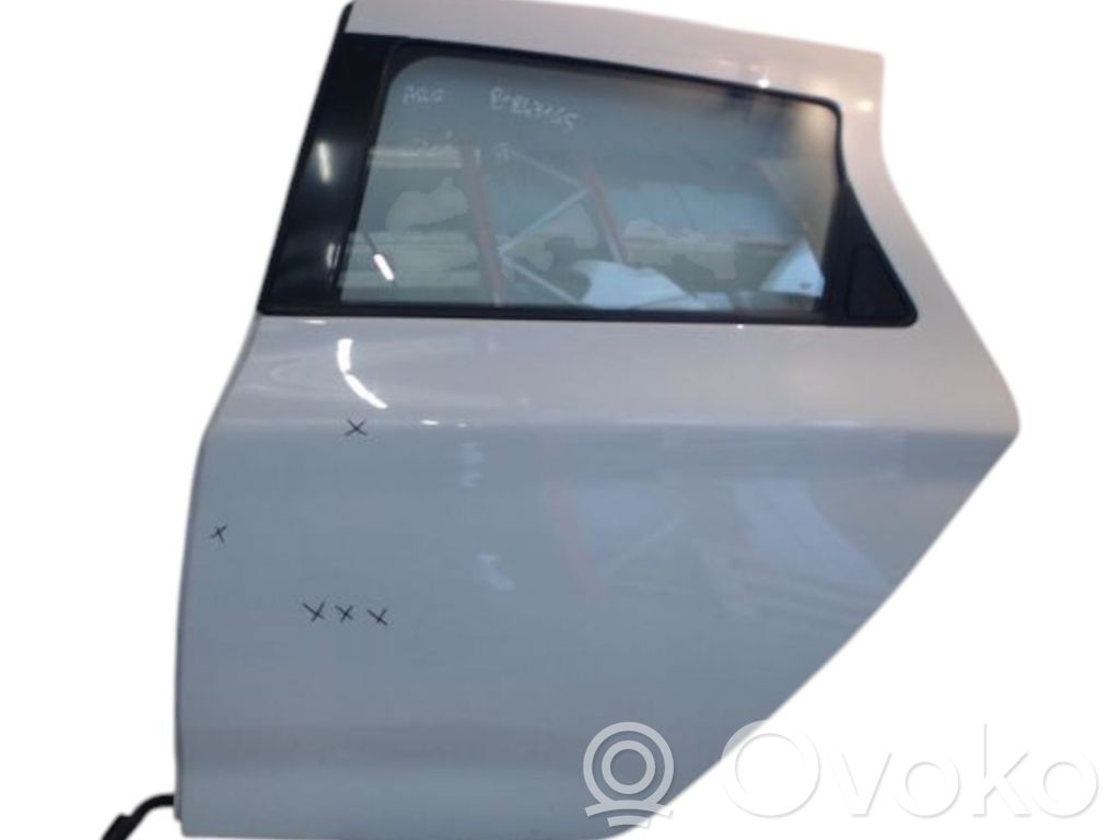 Puerta trasera   821011380R,821011380R,20243165,7903911,VDMS10