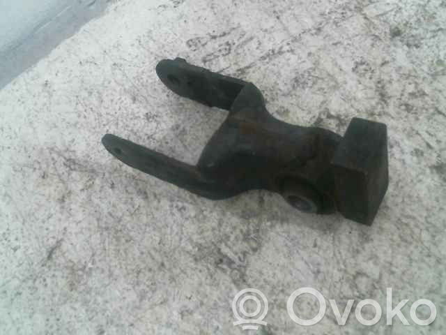 Citroen C5 Engine mount bracket 