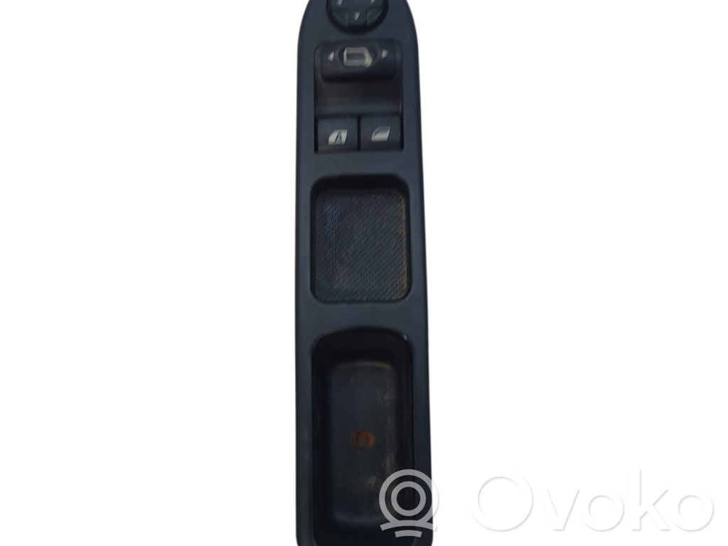 Citroen C3 Electric window control switch 