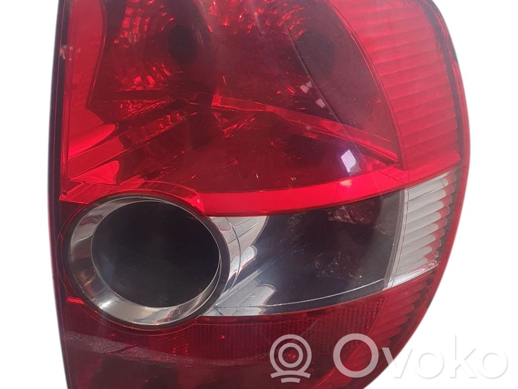 Volkswagen Fox Lampă spate în caroserie 