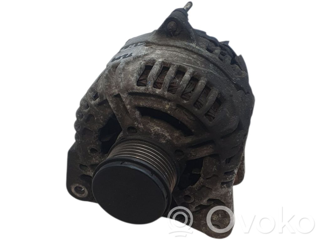 Renault Clio III Generator/alternator 