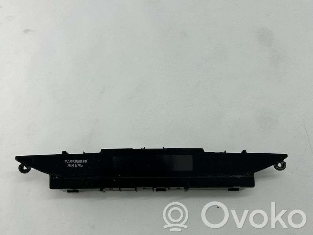 KIA Pro Cee'd II Screen/display/small screen 