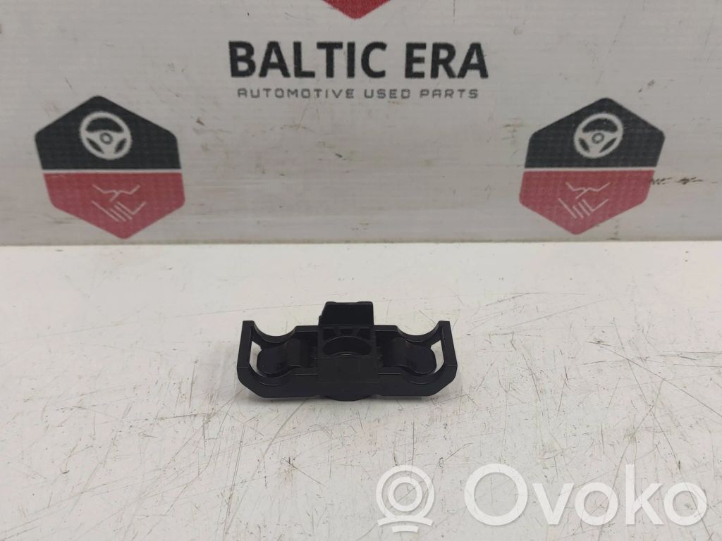 BMW i4 Other engine bay part 