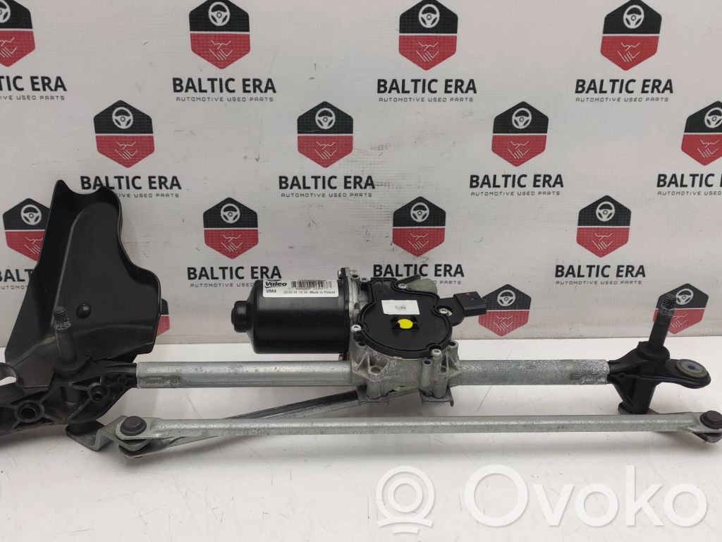 BMW 1 F20 F21 Front wiper linkage and motor 