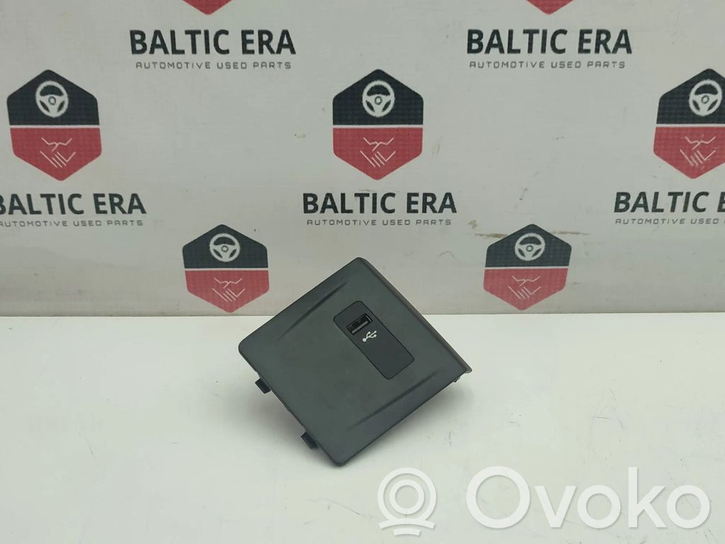 BMW 2 F45 Enchufe conector USB 
