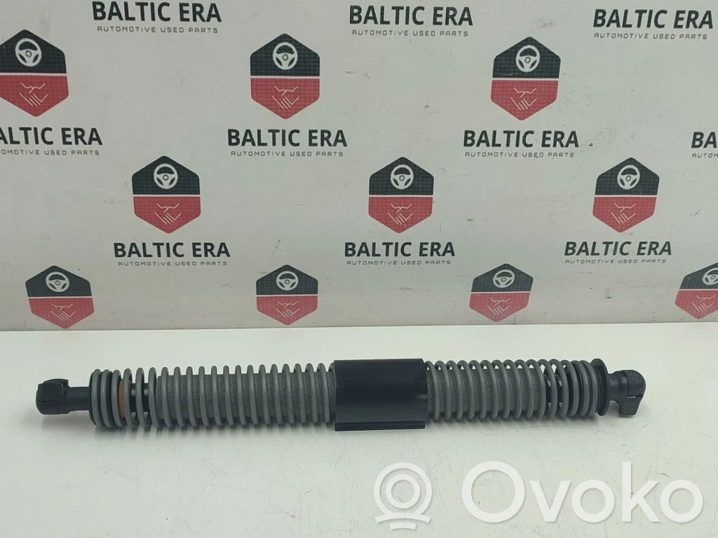 BMW 5 G30 G31 G38 Sprężyna do klapy tylnej bagażnika 
