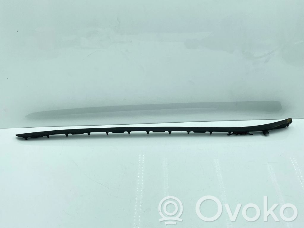 BMW 2 F45 Windshield trim 