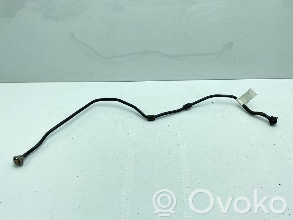 Audi A4 Allroad B9 Conductă/furtun lichid de răcire motor 
